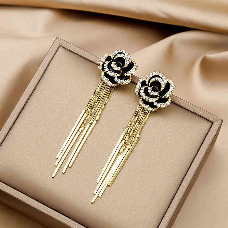 2021 Fashion Tassel Camellia Woman Earring Flower Earring Accessories Luxury Earrings Jewelry AA220318