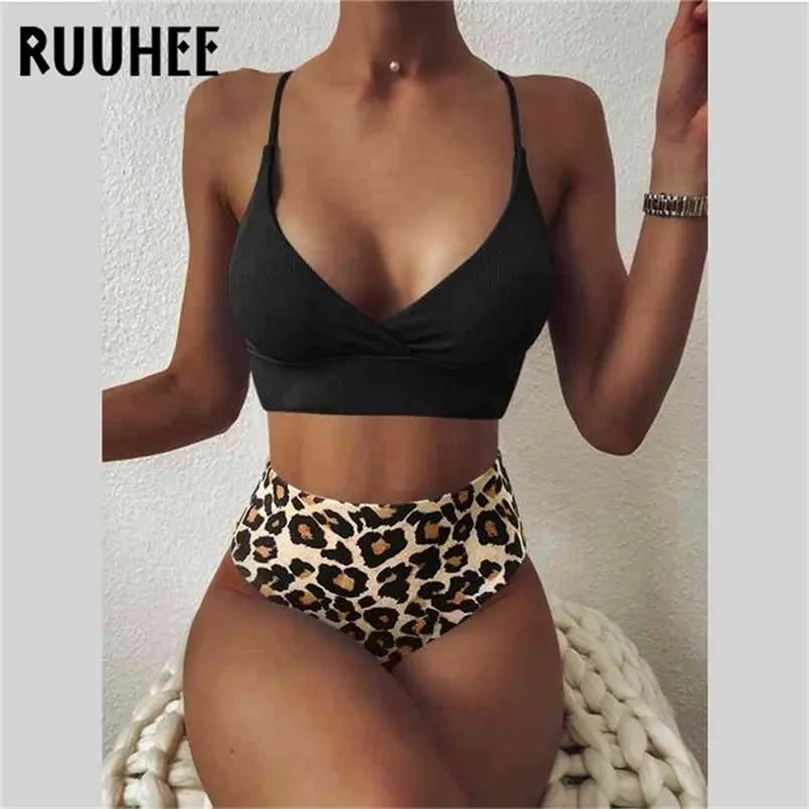 Ruuhee Women Swimsuit Ribbed High midja Solid Black White Push Up Bikini Set badkläderkvinna med vadderad baddräkt 210407
