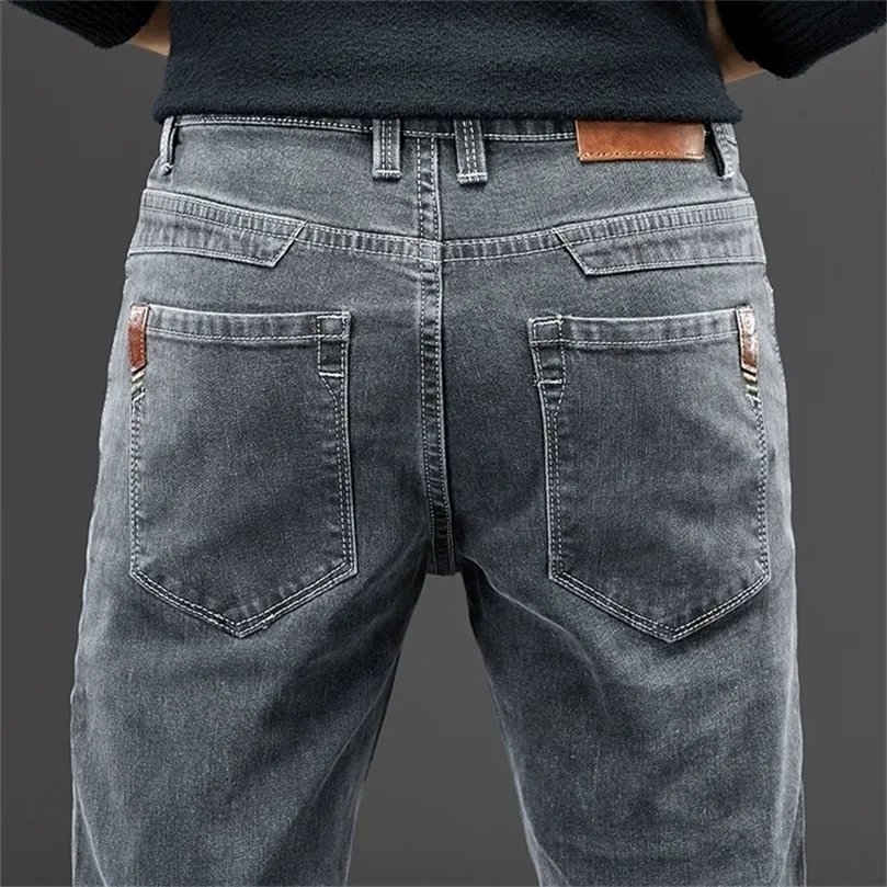 Herr regelbundna jeans affärer casual mäns stretchbyxor grå mörkgrå 210318