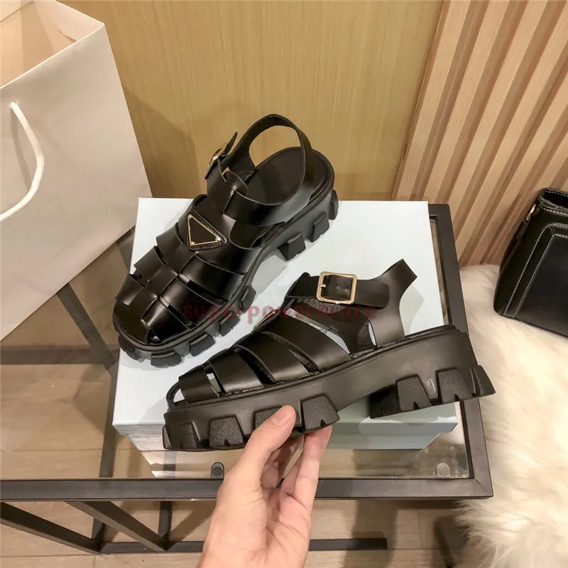 Latest rubber best sale sandals for ladies