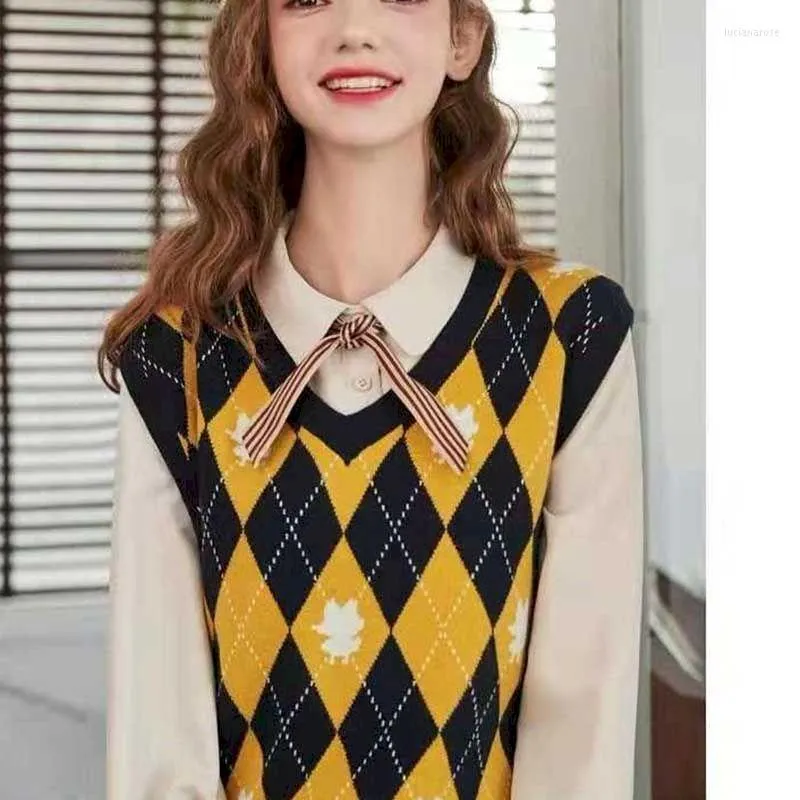 Coletes femininos 2022 Conjunto de duas peças Autumn e Winter College Style Shirt All-Match Women Western Contrast Color Knit