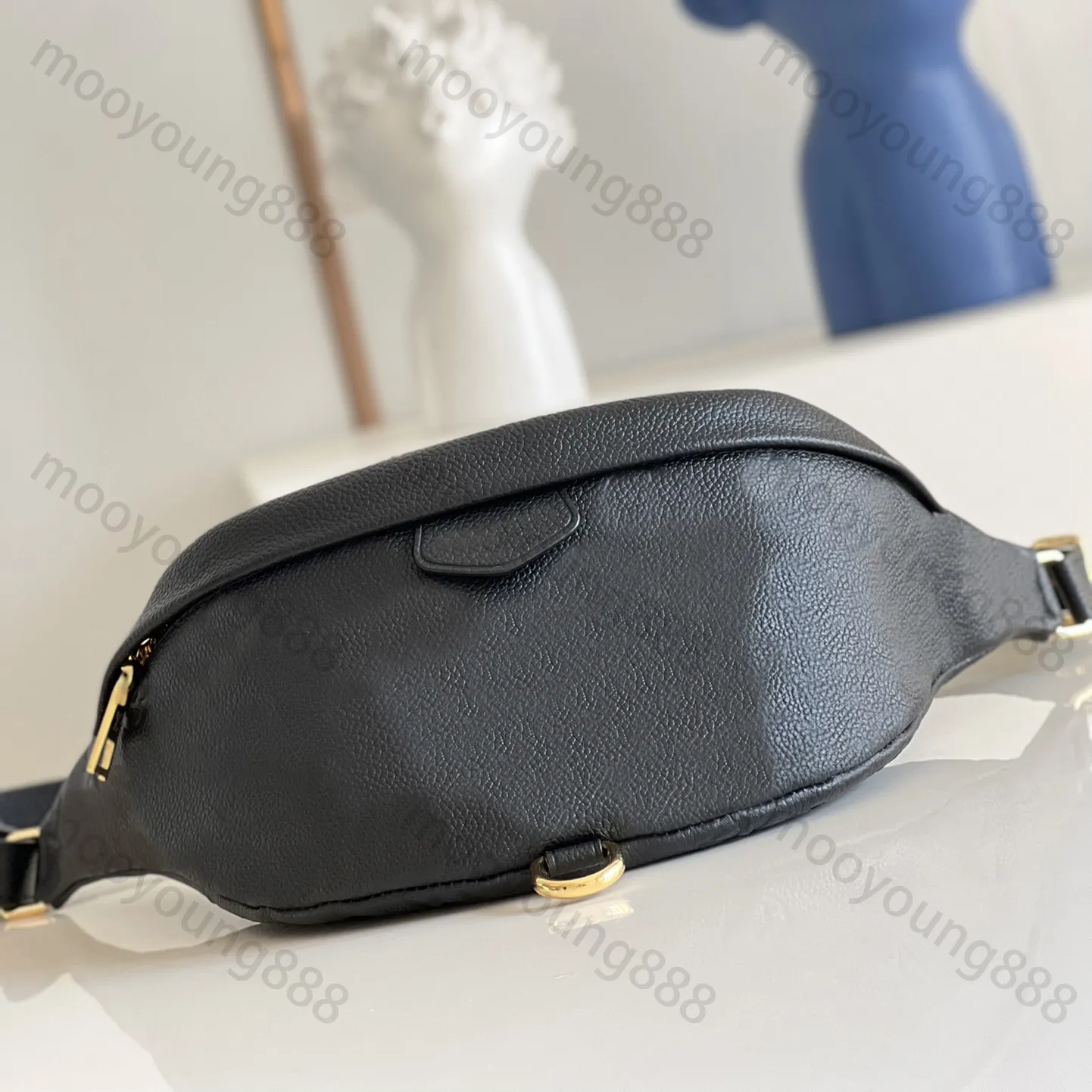 12a Upgrade Mirror Quality Designer Zwarte taille Tassen Bumbag Heren Dames echte lederen lederen reliëftas Zipper Turnus Luxurys Handtassen Zwarte schoudergordeltas