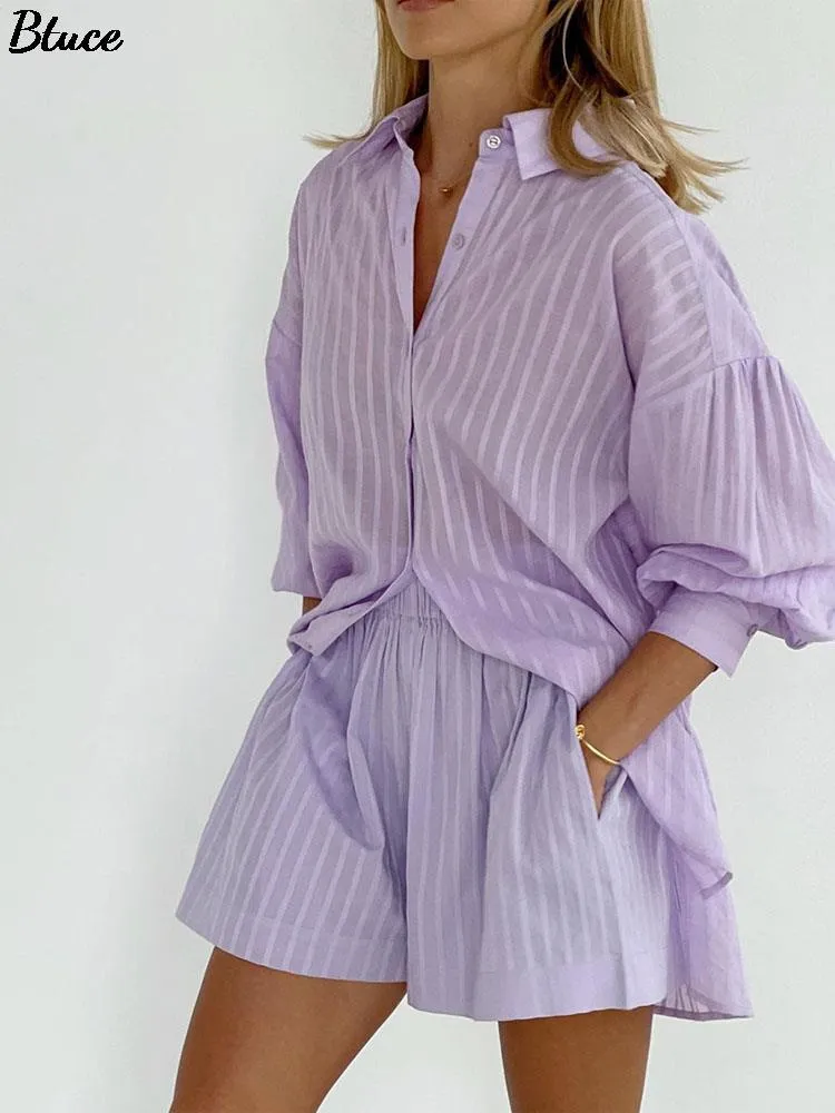 Kvinnors träningsdräkter Fashion Purple Women Summer Duits Elegant Loose High Midist Office Shorts Outfits Female Casual Lapel Bluses Two Piece SE