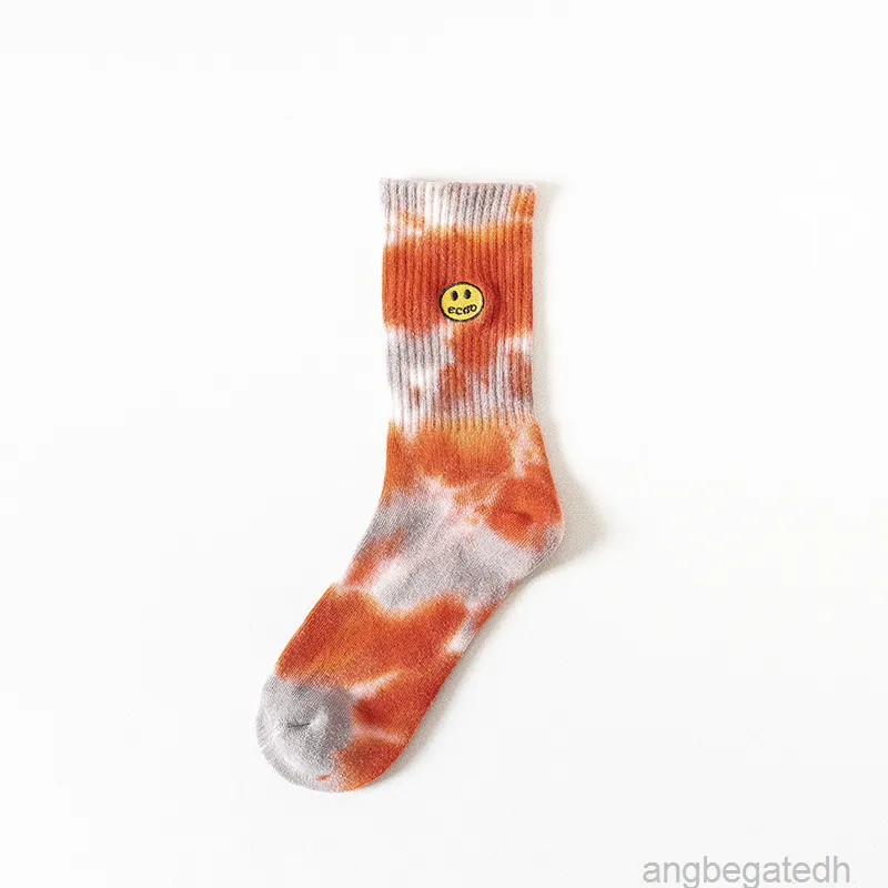 2022 New Smiley Embroidered Tie-dye Sports Couple Socks Men's and Women's Same Socks 2b