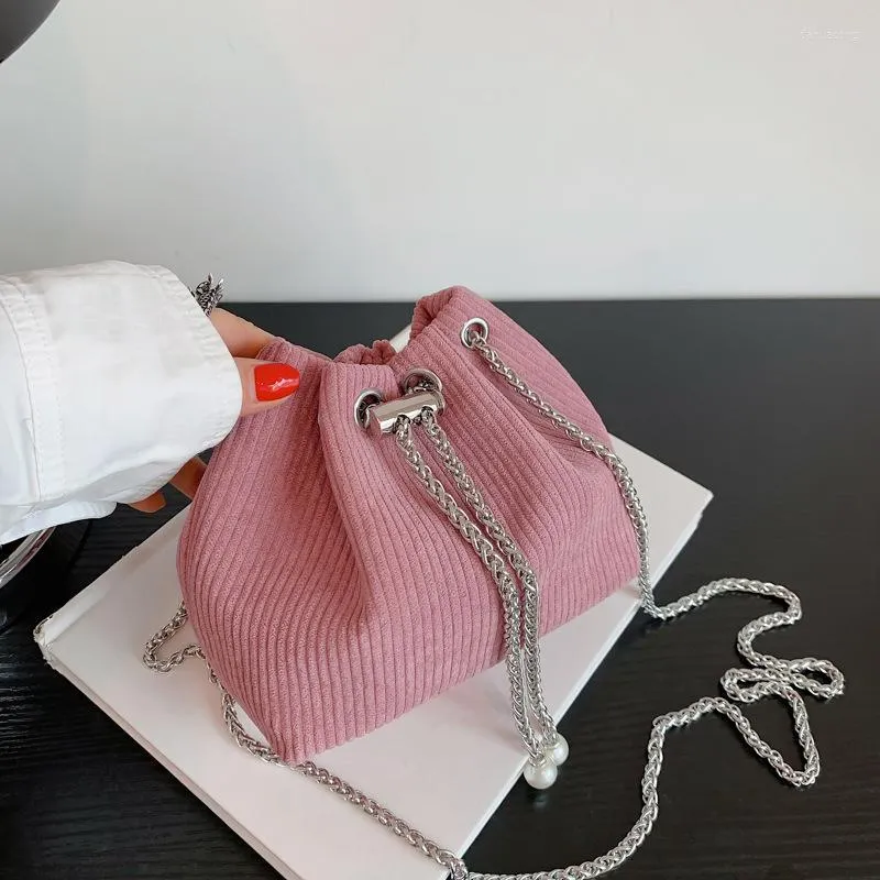 Вечерние сумки с плиссированной шнуркой вертикальной шнурной металлической цепь маленькая сумка для плеча мессенджера женского рода