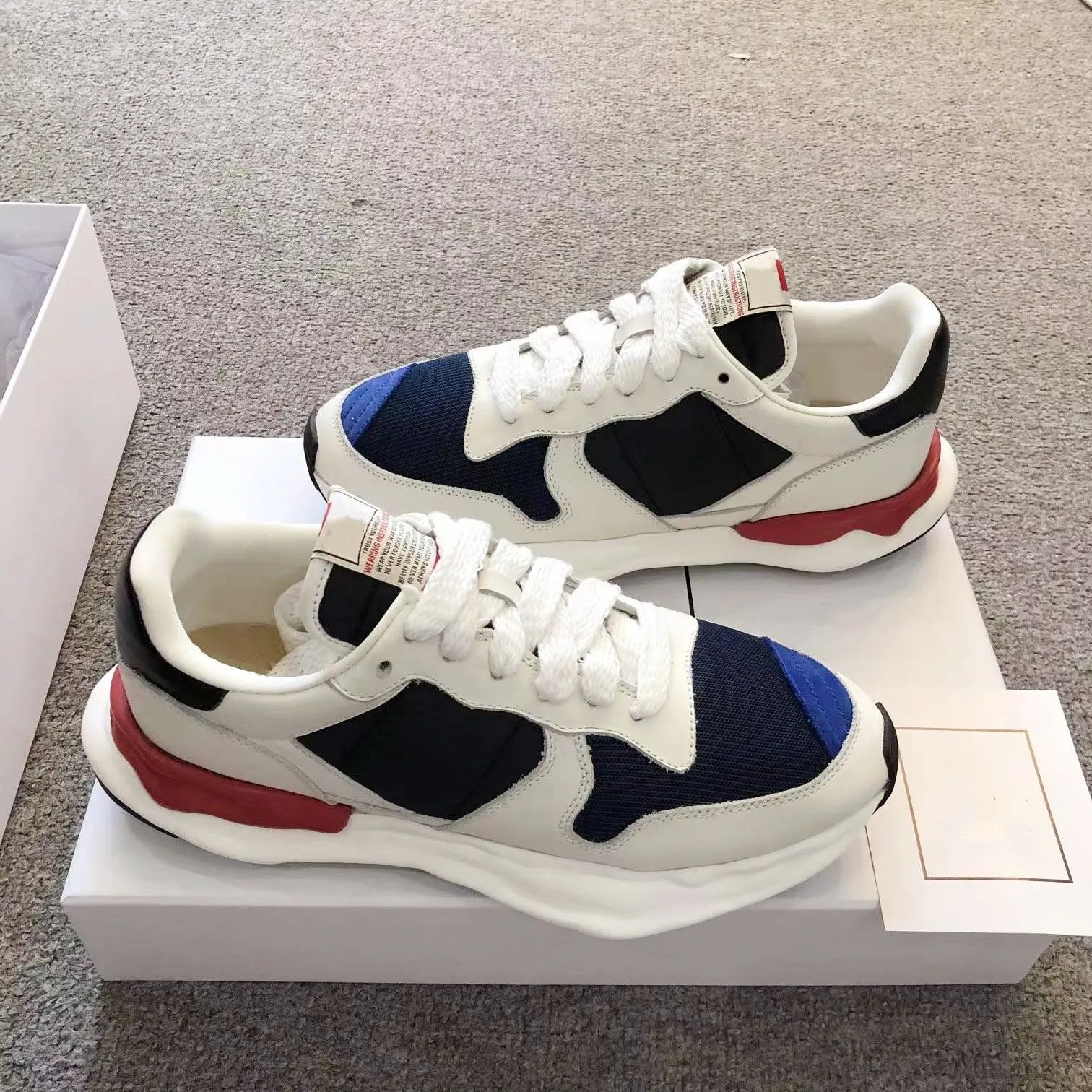 総額 激安 ブランドデザイナーカップルカジュアルシューズトップクオリティレザースエードパッチワークビンテージローカットスポーツシュースタイリッシュな男性女性コンフォートランニングトレーナープラットフォームスニーカー 売れ済超高品質 Vtech Computer Com