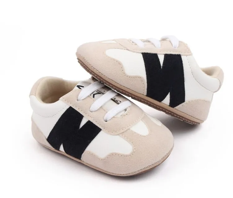 Retail New PU Leather Baby shoes First Walkers Crib girls boy sneakers bear coming Infant moccasins Shoes 0-18 Months