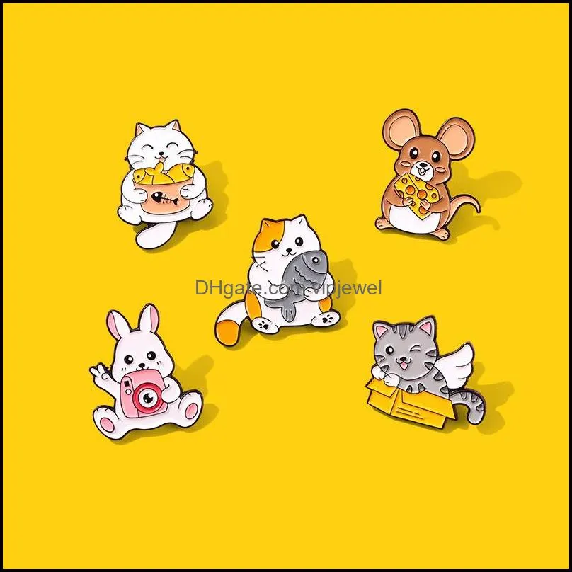 cartoon rabbit mouse cat eat fish model brooches japanese women alloy camera cheese box lapel pins children enamel schoolbag sweater clothes badges