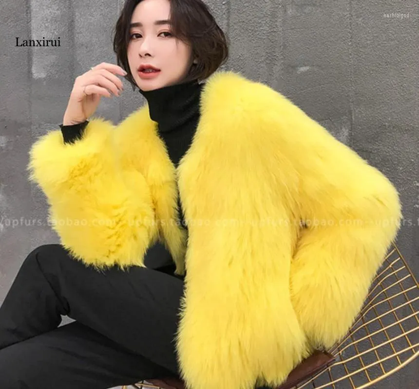معطف شتاء للفراء النسائية القصيرة الدافئة الدافئة عن الرقبة طويلة الأكمام خياطة أصفر