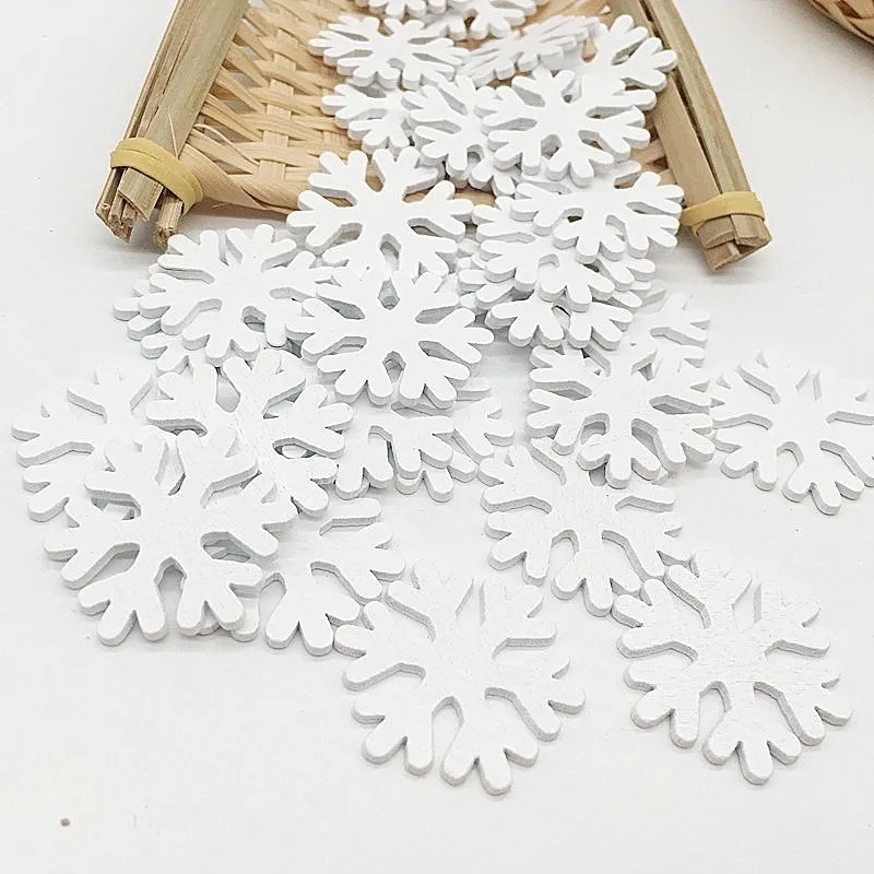 100 PCS Copo de nieve de madera Decoraciones navideñas Dibujos animados Chips blancos Y201020