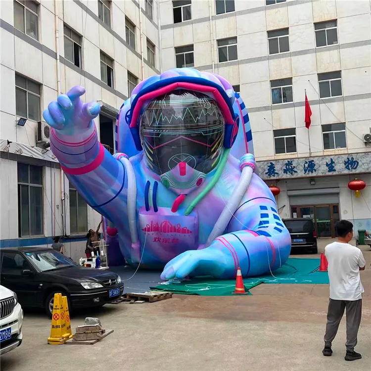 Spaceman Inflatable Customized Inflatable Balloon Spaceman 10m High With LED and CE Blower ...