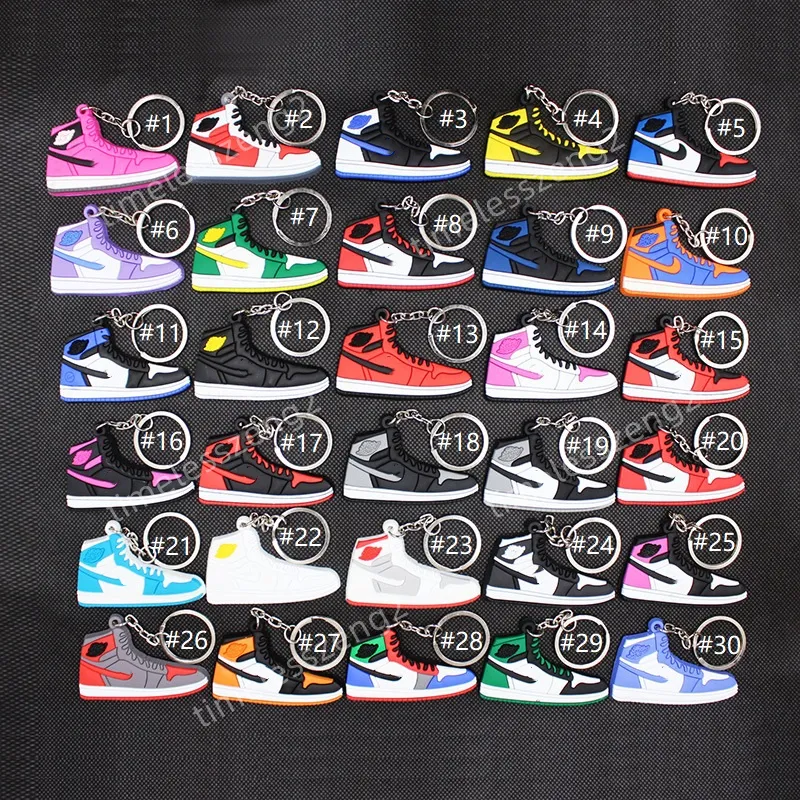 Multi-Styles مصمم الأزياء Mini Sneaker Keychain Brand Sport Shoe Key Chain Men Women Kids Key Ring هدية إبداعية