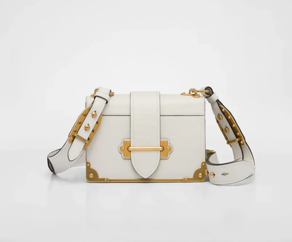 Luxury Chain Shoulder Bag Designer Triangle Purse With Chain Strap