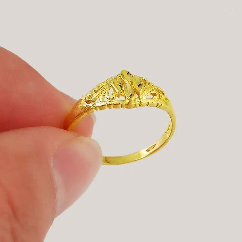 Bröllopsringar Fashion 24k GP Pure Gold Color Menswomen Jewelry Ring Yellow Golden Hollow Finger Size 5 6 7 8 9