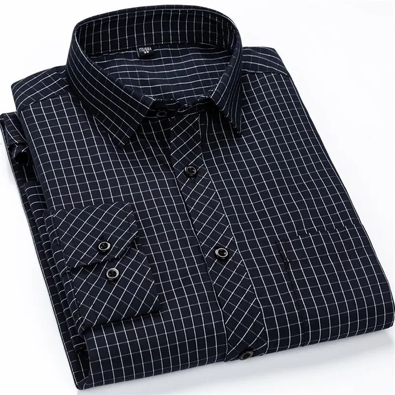 Mens Classic StandardFit PlaidStriped Social Office Dress Shirt Single Patch Pocket Long Sleeve Formal Business Basic Shirts 220805