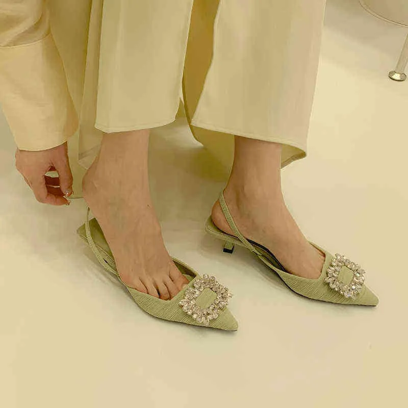 Modna kryształowa klamra sandał 2022 Buty dla kobiet płaskie pięta spiczaste buty paleniskowe poślizg na mułach Zielone sukienki buty G220525