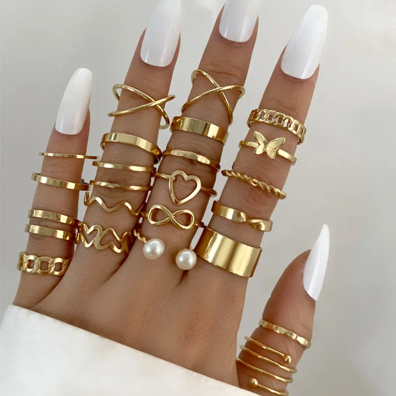 Boho Gold 22-teiliges Herz-Ring-Set für Frauen, Perlen-Schmetterlings-Fingerringe, Schmuck