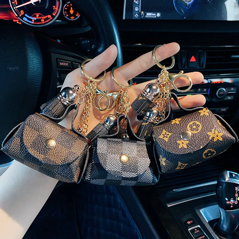 Leather Key Chains Rings Jewelry Brown Flower Plaid Tassel Coin Purse Keyrings Holder Fashion Mini Storage Handbag Keychains Accessories Cute Bag Pendant Charms