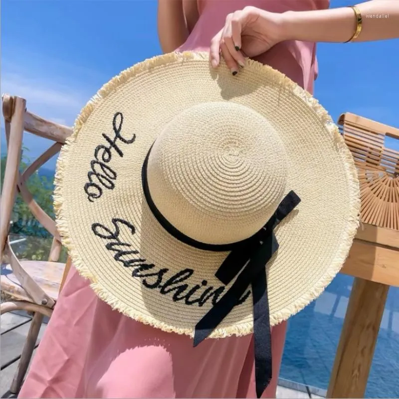 Cappelli a tesa larga Tessuti fatti a mano Lettera Sole per le donne Nastro nero con lacci Grande cappello di paglia Cappellini estivi da spiaggia all'apertoWide Wend22