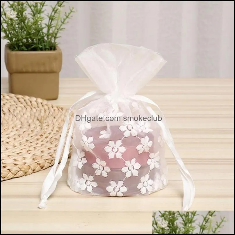 Storage Bags Long-lasting 20Pcs Practical Lace Flower Decor Drawstring Gift Pouch White Mesh Bag Fine Workmanship For Chocolate