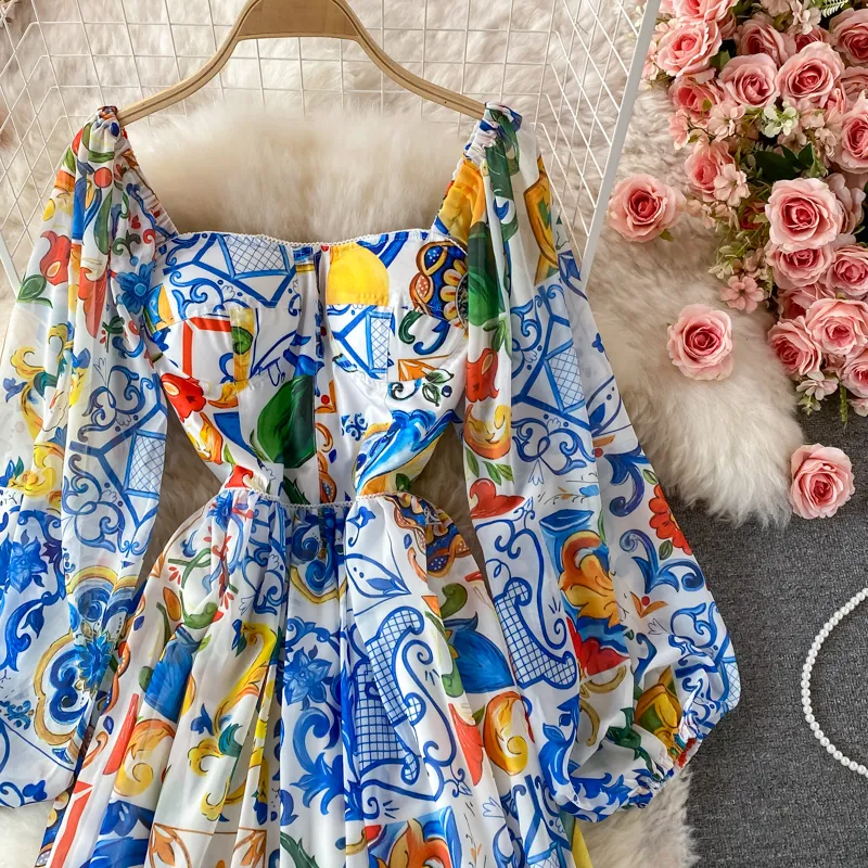 2022 Designer de mode Boho Maxi Robes décontractées à manches longues pour femmes à manches longues en porcelaine bleu et à imprimé floral long D276n