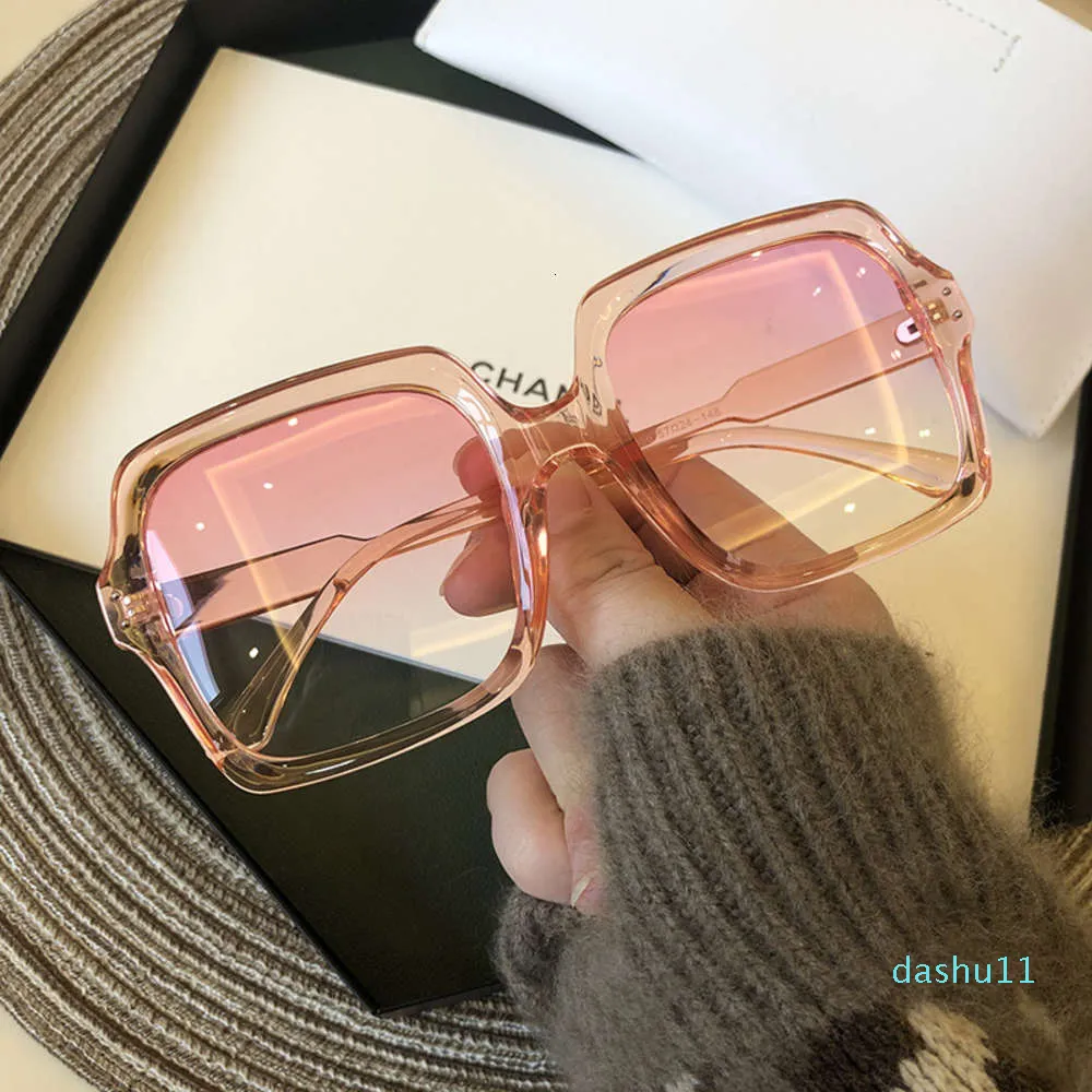 NEW Oversized Square Luxury Sunglasses Gradient Lens Vintage Women Fashion New Fashion Polarized Sunglasses Women UV400 Gradient Lens  main image 3