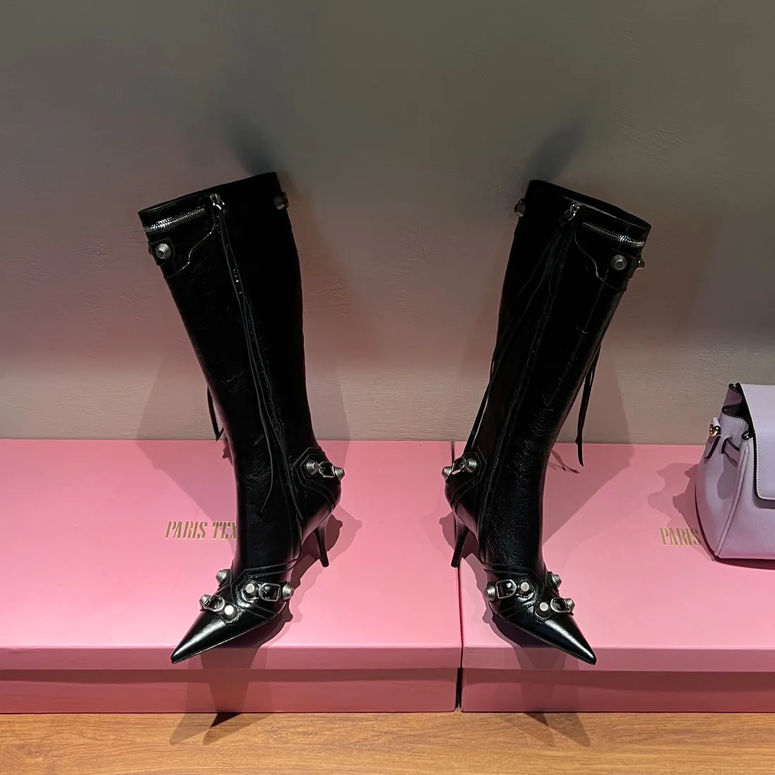Designer Lambskin Leather Knee High Studded Boots With Stud Buckle And Pointed Toe Embellished Side Zip Stiletto Heel For Womens Fashion Factory Footwear From Hypebeast11 49.75 DHgate.Com