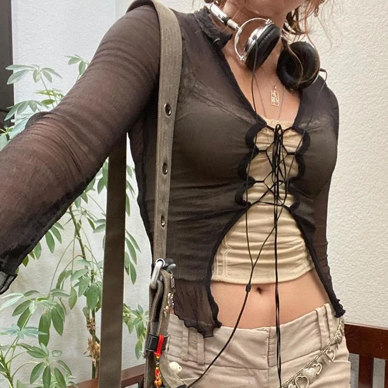Kvinnors t-shirt sexig transparent mesh skörd top ihåliga ut spetsar långärmad se genom sagan grunge kvinnor vintage tees skjorta