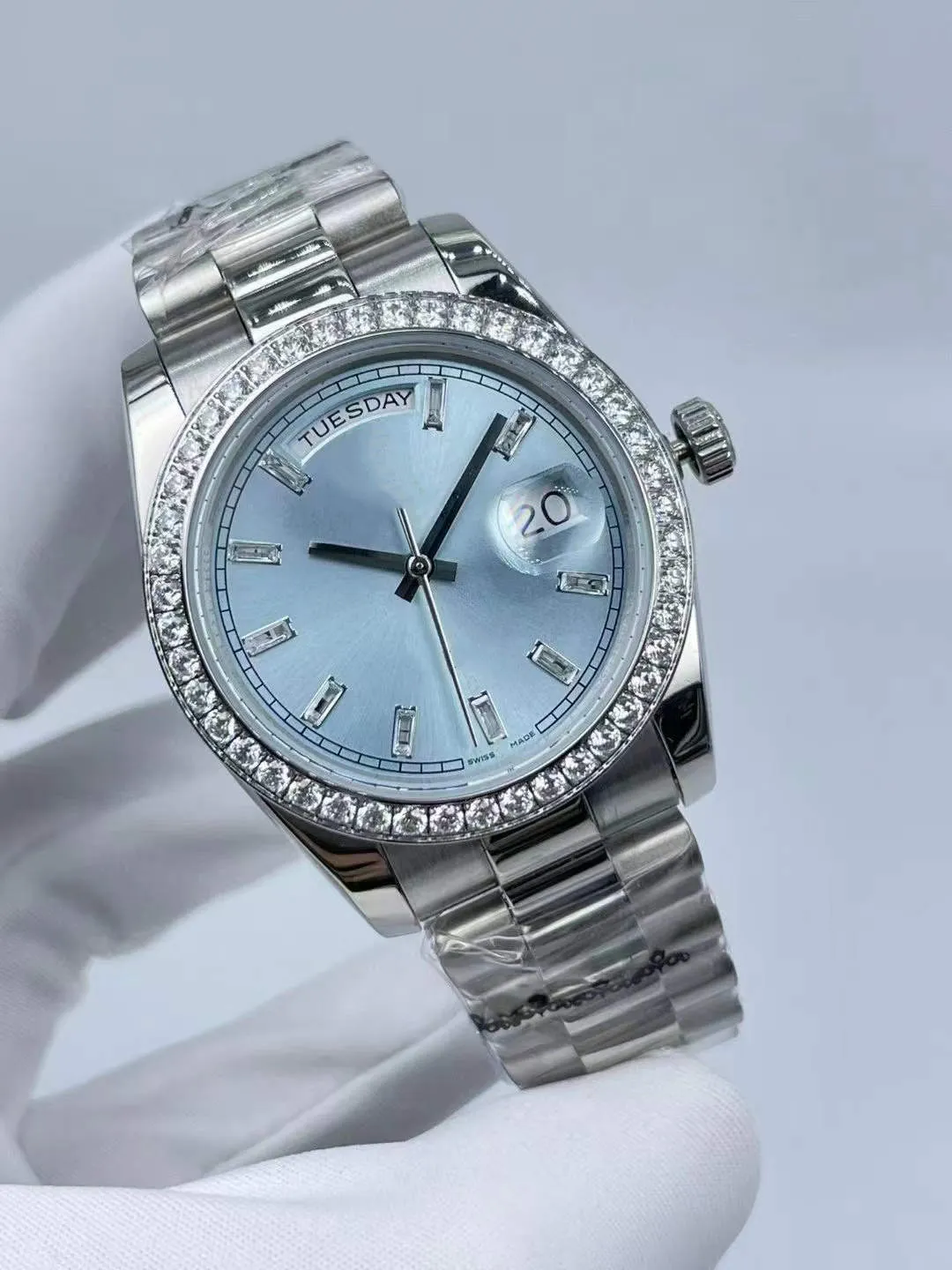 Orologio automatico da donna Classico impermeabile azzurro da 36 mm con lunetta in diamanti e chiusura pieghevole in acciaio inossidabile