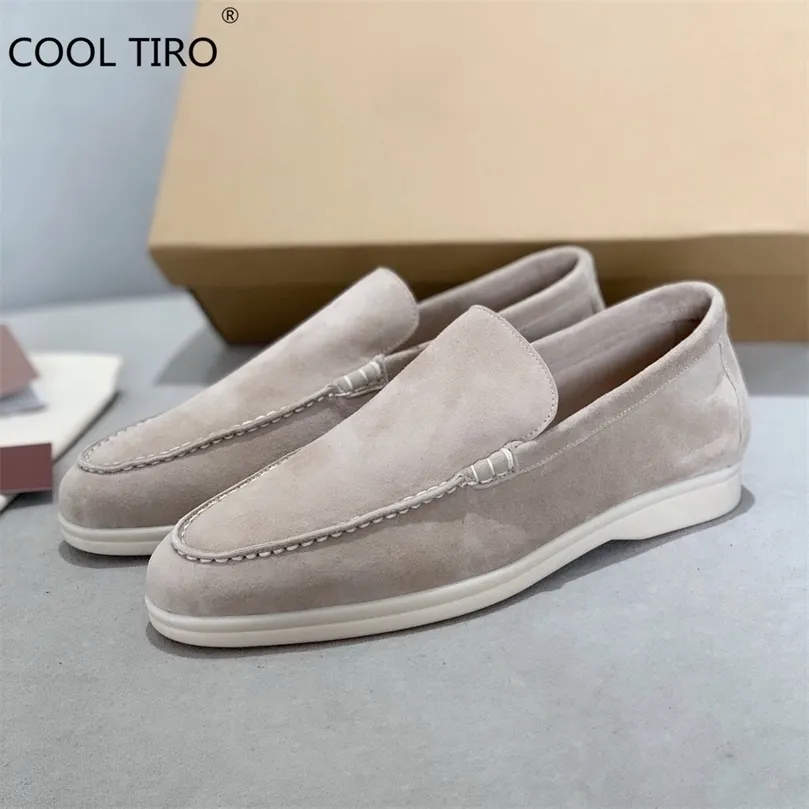 Summer Walk Shoes Khaki Suede Women Flats Round Toe Slip On Casual Men Moccasins Driving Runway Lazy Loafers Wedding Dress Shoes 220630