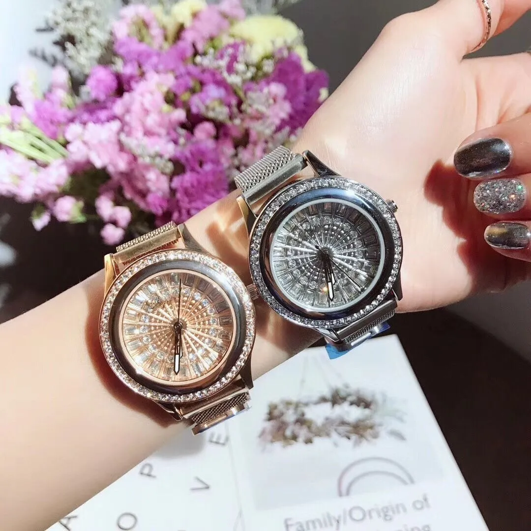 Novo assistir faixa de aço feminina versão coreana na moda moda luz luxo moda diamante relógio
