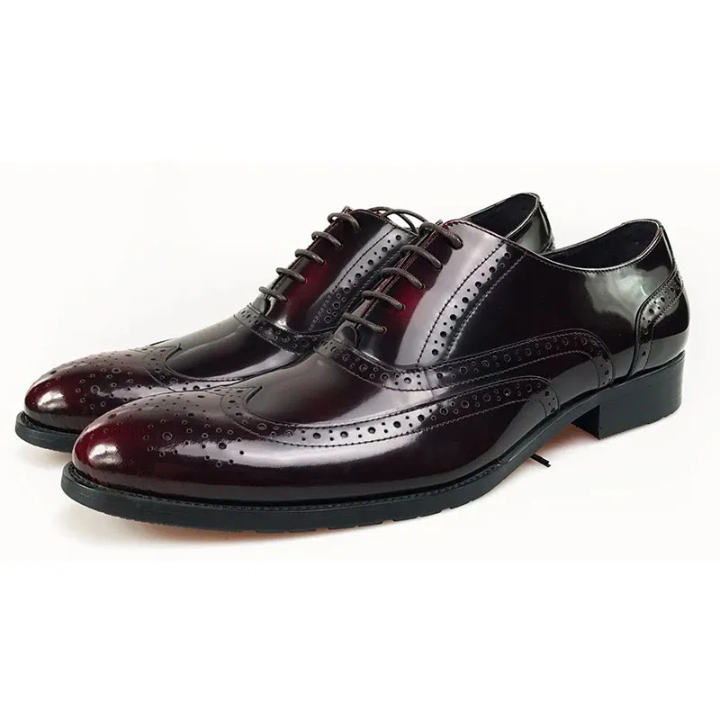 Cuir à la main des hommes brevetés à la main robe noire marron officiel mariage mariage classique masculine vintage chaussures de mâle a