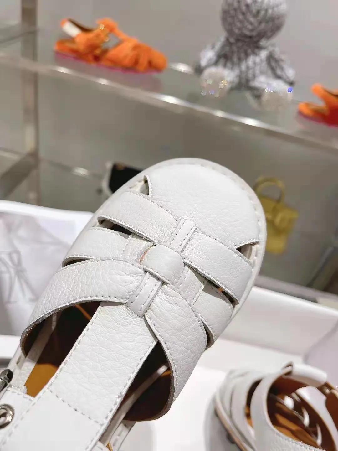 Summer Ladies Brand Sandals New Retro Style Roman Sandals Sexy Horsehair Metal Buckle Leather Casual Shoes 35-40 With Box
