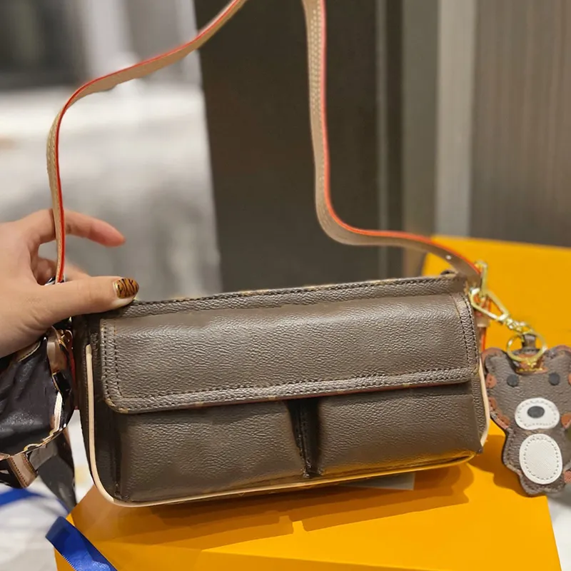 Designer Women Vintage Viva Cite Shoulder Bag Luxurys Designers Bags Paris Brand Printed Leather Flap Crossbody Handbags Lady Underarm Handbag With