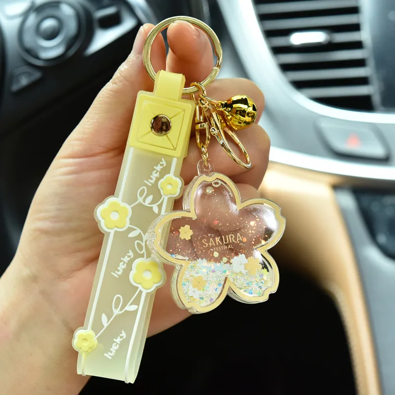 Sparkling Sakura Keychain - Cute Liquid Sequin Keyring for