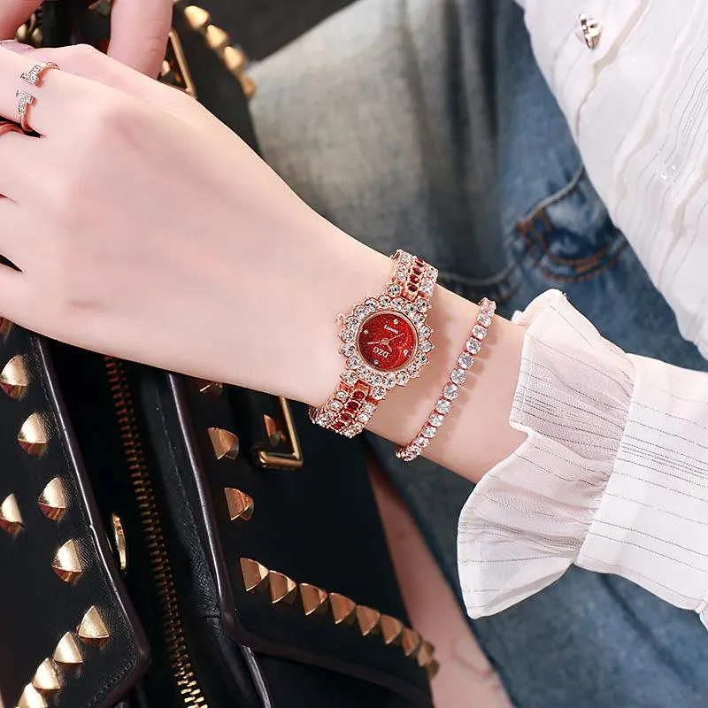 腕時計スタイル - 販売時計チェーンフルダイヤモンドの女性ファッションカジュアルスタースカイウォッチライストウォッチ