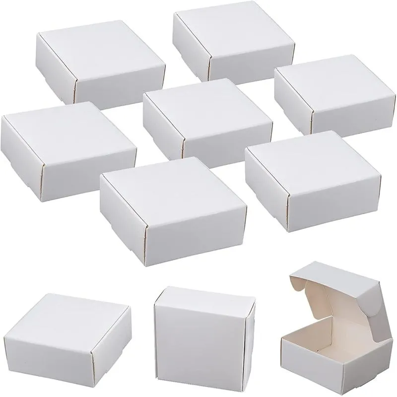 Emballage cadeau 20/50 pièces boîte Kraft carrée pliante noir blanc marron boîtes faites à la main pour bijoux fête de noël faveurs petite entreprise cadeau