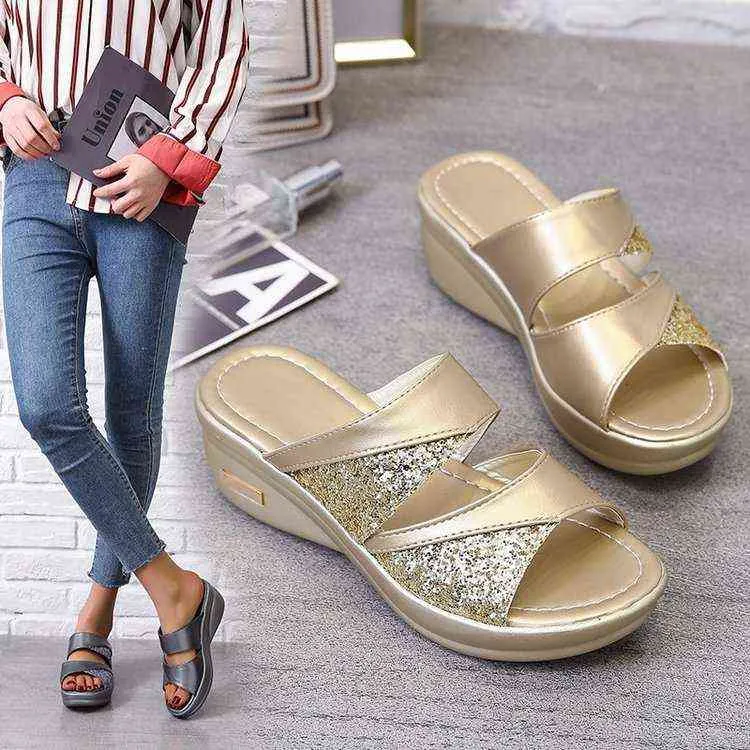 2022 Summer New Women Outer Wear Fashion Thicksoled Wedge Heels Allmatch Fish Mouth Sequin Sandals Slippers Women Beach Shoes J220716