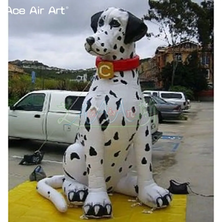 Ny ankomst 2,5 m/3 m/3,6 mh Uppblåsbar hundluftsblåst djurdalmatiker för dekoration av utomhusfrämjande i Kina
