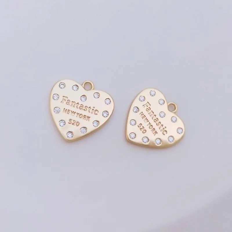 Colares de pendentes 16,3 16,3mm 14k Gold Bated Graved Love Colar com Charms de Zircão para Jóias Fazendo Acessórias de Brass DiyPenda