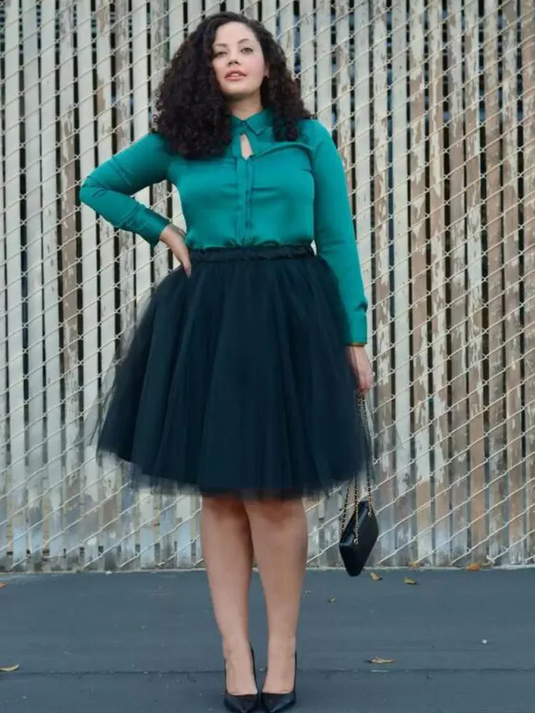 Plus size tulle skirt on sale short
