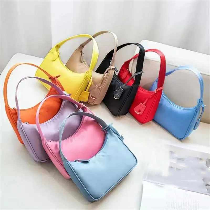 Schoudertassen van hoge kwaliteit nylon Handtassen Bestverkochte portemonnee damestassen Crossbody tas Hobo portemonnees 2542