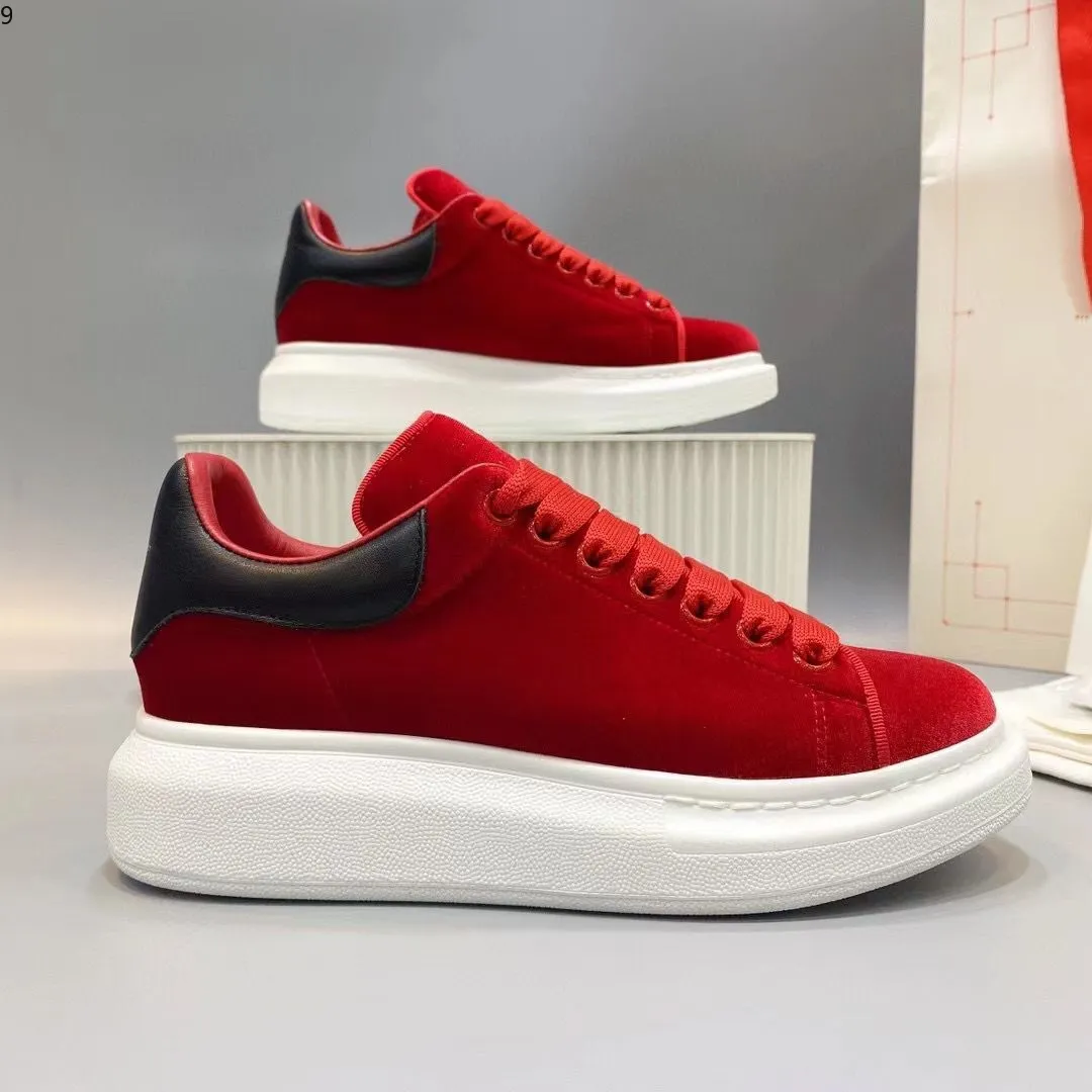 thickened wide bottom velvet women sports shoes launched in autumn and winter can add a sense of sports luxury to the dayt MKJL054698