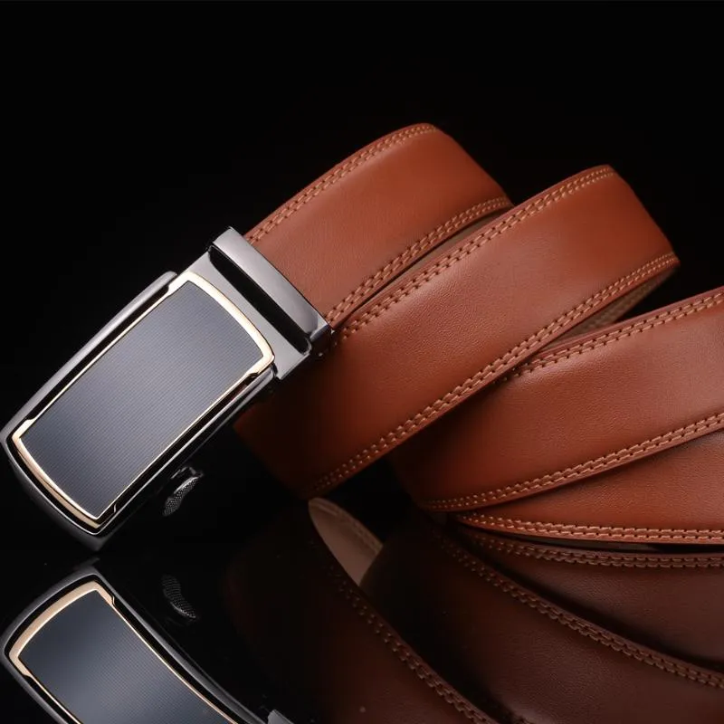 Bälten Plyesxale Cowhide äkta läder för män Est Mens Automatic Ratchet Buckle Belt Designer Högkvalitativ G52Belt