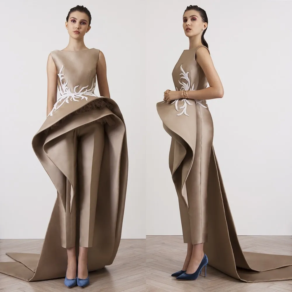 AzziOsta Moda Akşam elbise Zarif Nakış Çift Katmanlı Tren Ünlü Parti Elbise Glamorous Jewel Boyun Kolsuz Gelinlik Modelleri