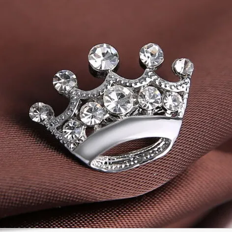 Impressionante cristal moda liga de ouro pequeno broche de coroa venda quente pinos de bolo broches decoração requintada jóias de casamento pinos