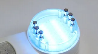DIY Mini Microcurrent LED Blue Red Yellow Light Bio Skin Föryngring Maskin Hem Användning Terapi Face Care Device