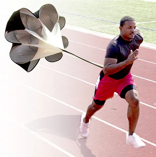 Paracadute di resistenza all'allenamento a velocità regolabile Paracadute da 56 '' Speed Chute Running Umbrella paracadute per la corsa Allenamento di calcio Spedizione gratuita