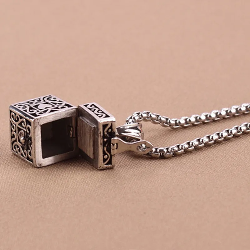 Ashes Magic Box Lockets Pendant Urn Keepsake Vintage Necklace Titanium Steel Pet Cremation Jewelry Memorial Case Ash Holder Can Open Put Urn GZ201