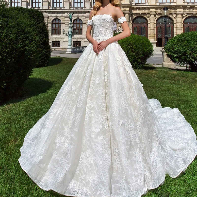 A-Line Off Shoulder Wedding Dresses Brand Crystal Design Appliqued Full Lace Long Bridal Dress Sexy Sheer Backless Glamorous Wedding Gowns